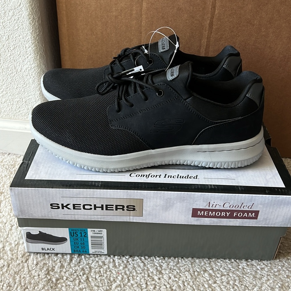 New Authentic SKECHERS Men's Air-Cooled Memory Foam Sneaker Shoes